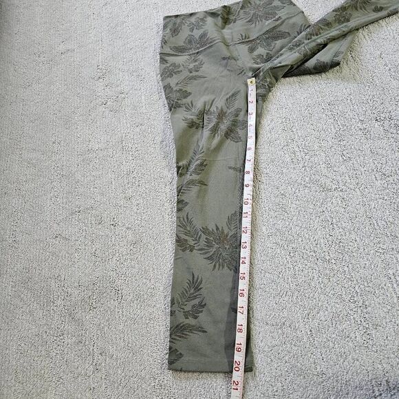 3/$15 Eddie Bauer Green Botanic Print Cropped Leggings Size XS - Picture 5 of 5
